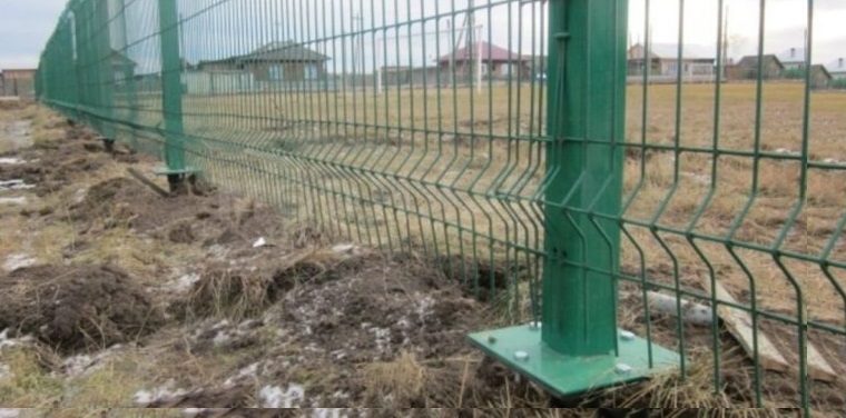 Купить сваи для ограждения от производителя в Мариинске от 1397 руб: низкая цена, быстрая установка